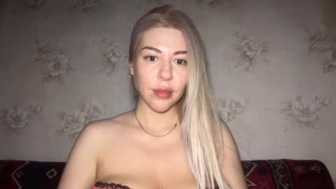 LuxSonyaStar online show from June 23, 2026, 9:02 pm