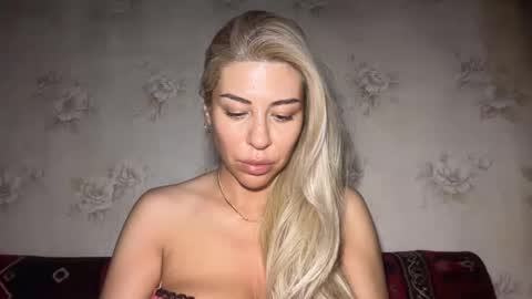LuxSonyaStar online show from July 1, 2026, 8:30 pm