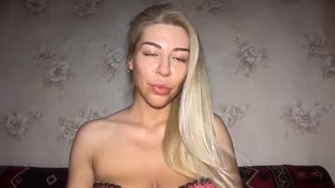 LuxSonyaStar online show from July 5, 2026, 1:29 pm
