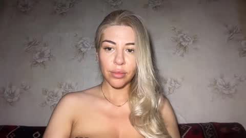 LuxSonyaStar online show from July 14, 2026, 8:47 pm