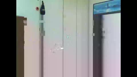 luxx72boy online show from October 11, 2025, 9:41 am