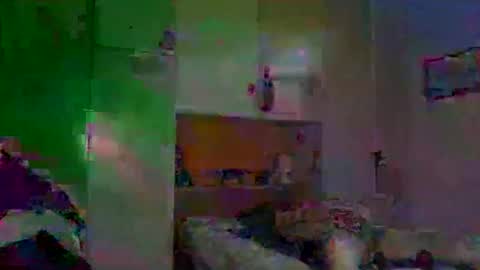 Snapshot of luxx72boy chatting on May 24, 2026, 3:44 am luxx72boy online show from May 24, 2026, 3:44 am