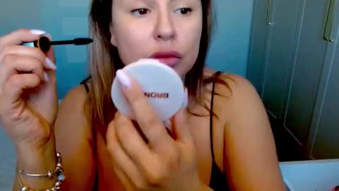 Diana online show from November 6, 2025, 7:09 am