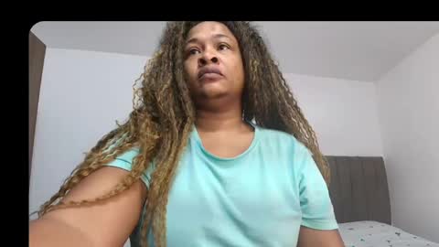 Snapshot of luxy_benet chatting on June 1, 2026, 10:50 am Big Benet online show from June 1, 2026, 10:50 am