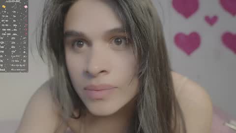 Snapshot of luz_celeste_ chatting on June 25, 2026, 5:12 am Luz online show from June 25, 2026, 5:12 am