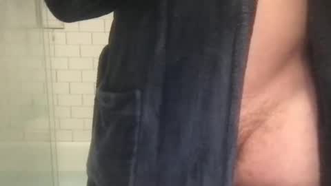 lvguynextdoor440656 online show from October 27, 2025, 1:31 am