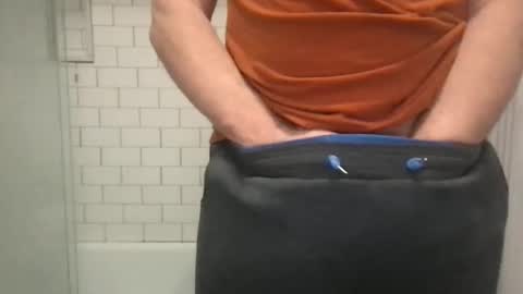 lvguynextdoor440656 online show from November 24, 2025, 1:49 am