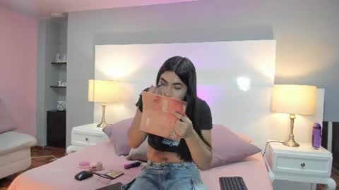 Snapshot of lyaa_sweet1 chatting on June 22, 2026, 3:25 am Lyaa Sweet online show from June 22, 2026, 3:25 am