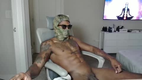 Snapshot of lybbxxx chatting on October 16, 2025, 3:02 pm CumAgain online show from October 16, 2025, 3:02 pm