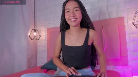 Lyhana Lee online show from February 1, 2025, 12:05 pm