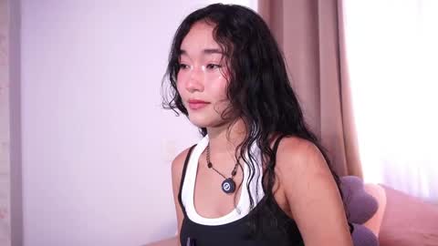 Snapshot of lyhana_lee chatting on April 18, 2026, 5:17 pm Lyhana Lee online show from April 18, 2026, 5:17 pm