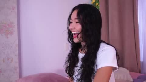 Snapshot of lyhana_lee chatting on April 26, 2026, 1:53 pm Lyhana Lee online show from April 26, 2026, 1:53 pm