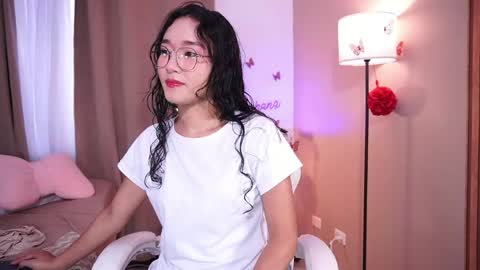 Snapshot of lyhana_lee chatting on May 3, 2026, 1:28 pm Lyhana Lee online show from May 3, 2026, 1:28 pm