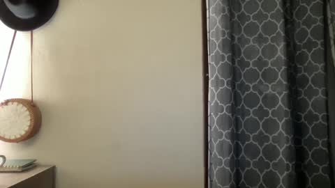 Snapshot of lylajades chatting on February 9, 2025, 11:04 pm Olivia online show from February 9, 2025, 11:04 pm