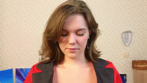 Snapshot of lyle_art chatting on December 4, 2024, 3:37 am hi im Lyle online show from December 4, 2024, 3:37 am