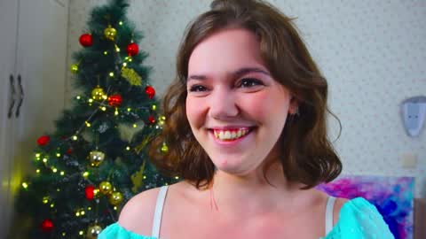 Snapshot of lyle_art chatting on December 29, 2024, 3:11 am hi im Lyle online show from December 29, 2024, 3:11 am