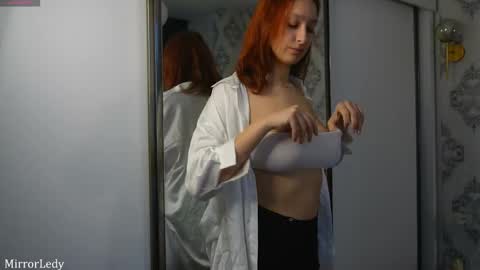 Snapshot of lylianrosse chatting on May 9, 2026, 7:13 am Lylian online show from May 9, 2026, 7:13 am