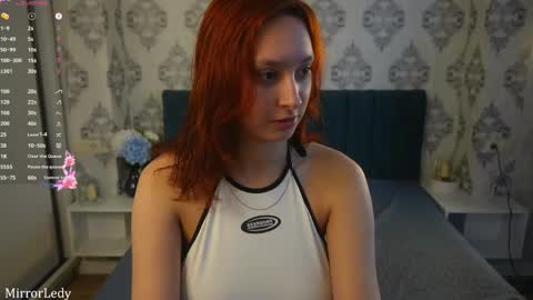 Snapshot of lylianrosse chatting on May 16, 2026, 7:27 am Lylian online show from May 16, 2026, 7:27 am