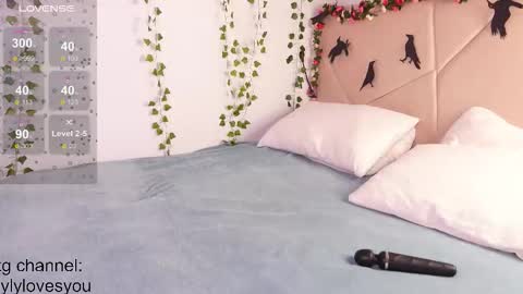 Lyly   online show from October 25, 2025, 5:48 am