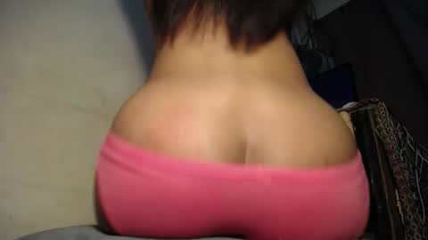 Snapshot of lyn_vegas chatting on December 17, 2025, 12:05 am lyn vegas online show from December 17, 2025, 12:05 am