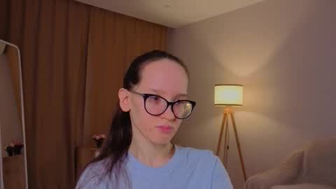 Sara online show from March 8, 2026, 4:11 pm