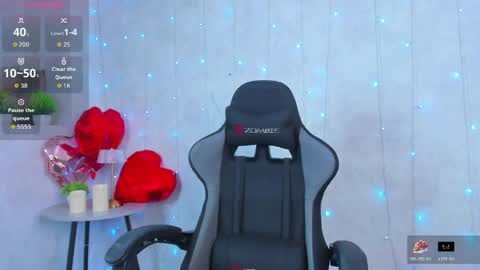 Lynn online show from March 25, 2026, 1:11 am