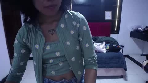 lynn_turner_ online show from March 14, 2026, 1:05 pm