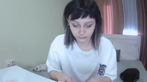 Kira online show from September 22, 2025, 10:28 am