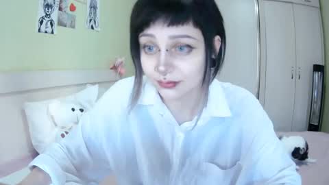 Kira online show from September 24, 2025, 10:29 am