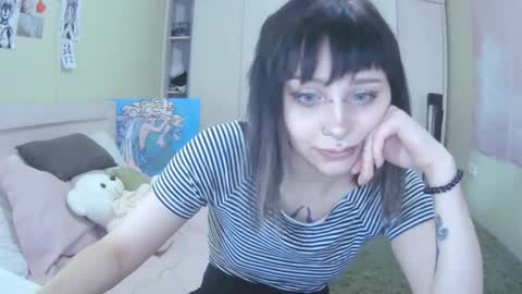 Kira online show from October 3, 2025, 10:34 am