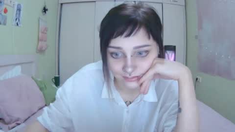 Kira online show from October 13, 2025, 10:37 am