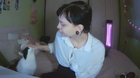 Kira online show from October 21, 2025, 11:00 am
