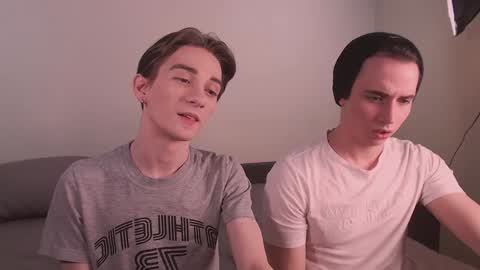 KennyEliot online show from December 18, 2024, 6:25 pm