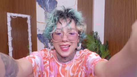 Snapshot of lyra_tay chatting on June 5, 2026, 7:19 pm lyra_tay online show from June 5, 2026, 7:19 pm