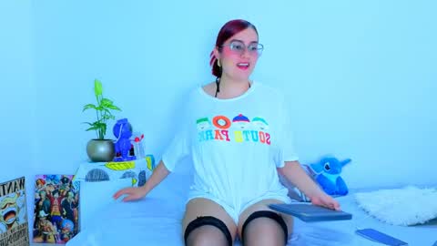 Snapshot of lyracarter chatting on May 25, 2026, 11:22 pm Lyra Carter online show from May 25, 2026, 11:22 pm
