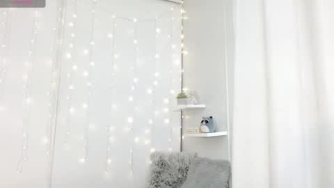 Lyra Rose online show from February 12, 2026, 9:54 pm