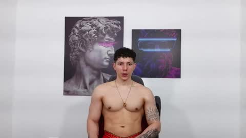 Lysan online show from November 1, 2025, 7:38 pm