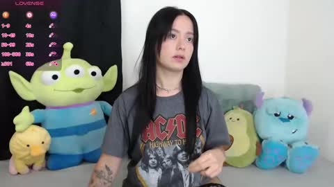 lyshana online show from February 23, 2025, 10:28 am