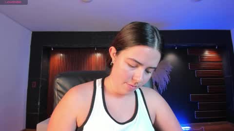 Snapshot of lyssa_muller chatting on November 13, 2025, 1:43 pm Lyssa Everyday From 0700 to 1630 Col Time online show from November 13, 2025, 1:43 pm