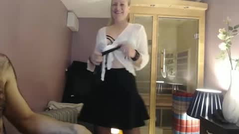 Snapshot of lyssaradivine chatting on November 1, 2025, 9:28 pm lyssaradivine online show from November 1, 2025, 9:28 pm