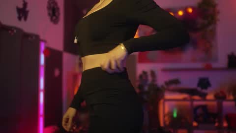 Snapshot of m1agarand chatting on October 23, 2025, 9:02 pm M1A Dddy online show from October 23, 2025, 9:02 pm