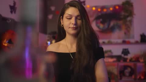 Snapshot of m1agarand chatting on November 2, 2025, 9:17 pm M1A Dddy online show from November 2, 2025, 9:17 pm