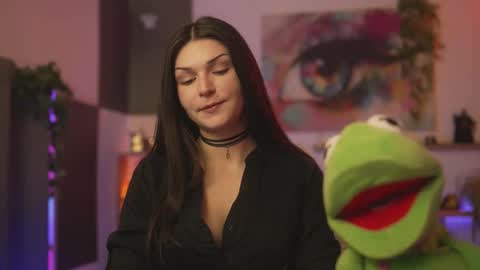 Snapshot of m1agarand chatting on December 18, 2025, 11:55 pm M1A Dddy online show from December 18, 2025, 11:55 pm