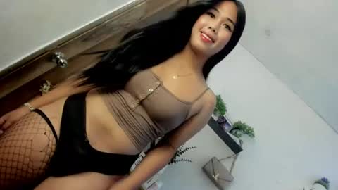 Snapshot of m1ssjanelana69 chatting on July 15, 2026, 11:43 pm Janelovesu online show from July 15, 2026, 11:43 pm