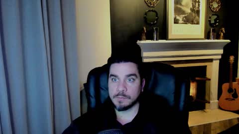 Snapshot of m4ck764561 chatting on March 5, 2025, 12:05 am m4ck online show from March 5, 2025, 12:05 am