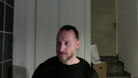 Snapshot of m4rduk81 chatting on December 9, 2024, 5:41 pm m4rduk online show from December 9, 2024, 5:41 pm