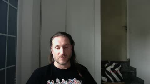 Snapshot of m4rduk81 chatting on March 9, 2025, 2:21 pm m4rduk online show from March 9, 2025, 2:21 pm