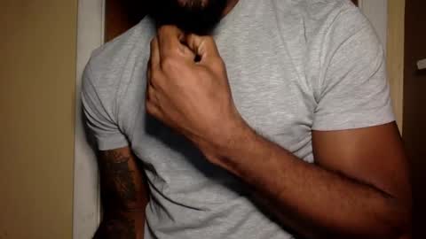 Snapshot of m4st3rmarcus chatting on October 28, 2025, 3:43 am Marcus Black online show from October 28, 2025, 3:43 am