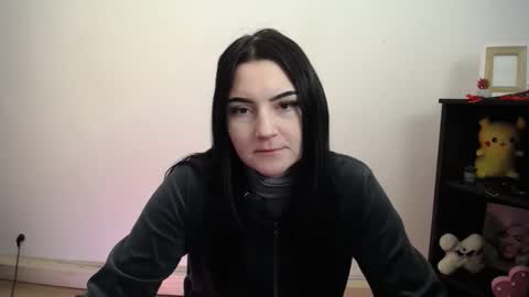 m_i_k_i_ online show from March 3, 2026, 10:43 am