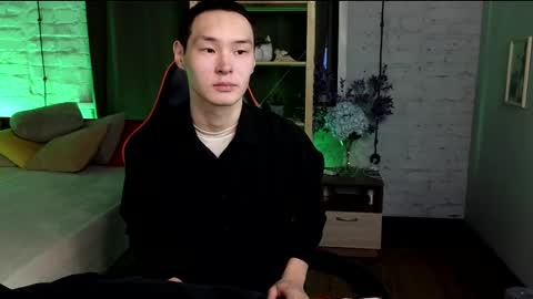 Snapshot of m_jasper chatting on January 15, 2025, 12:36 pm Jasper online show from January 15, 2025, 12:36 pm